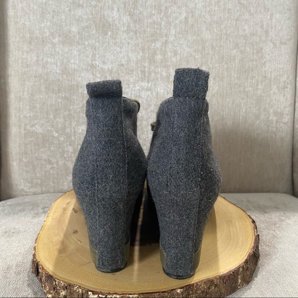 7 For All Mankind Womens Grey Wool Lace Up Wedge Heel Ankle Booties Size 8 1/2M - Picture 3 of 10